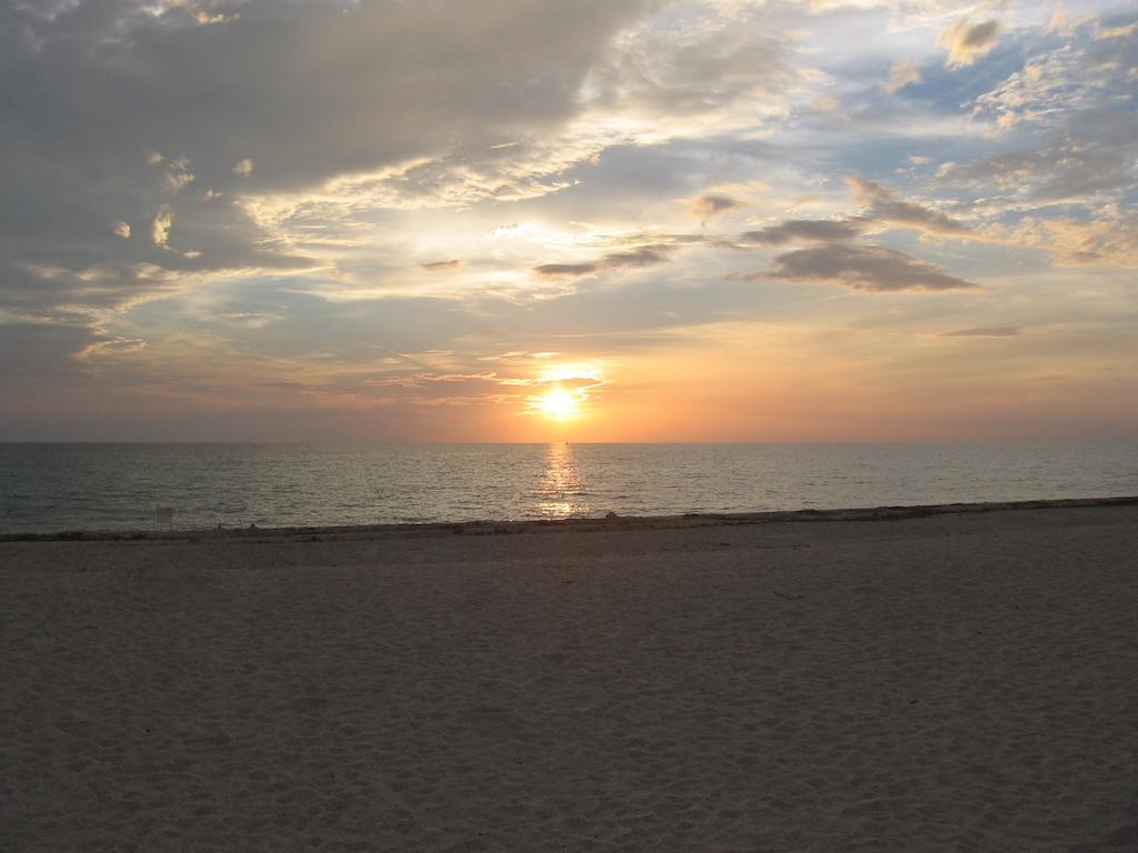 A Beach Retreat On Casey Key Venice Exterior photo